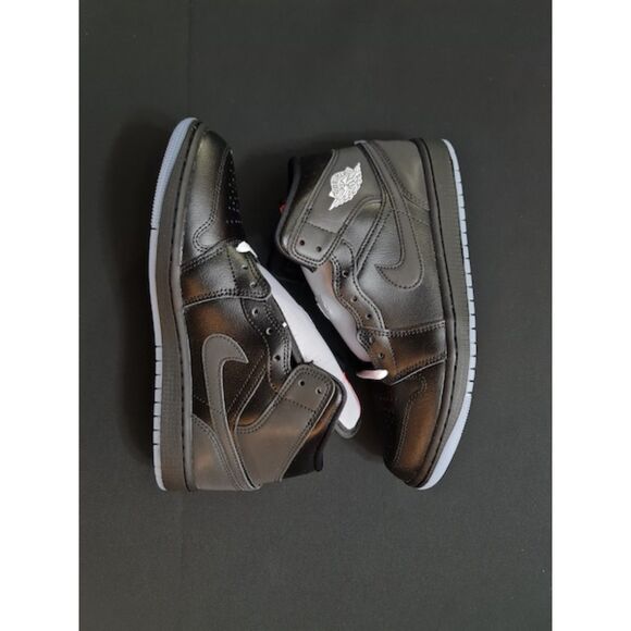 Jordan 1 Mid SE. Black Metallic Reimagined. SIZE 9.5 - HV5177-010 - Picture 8 of 8